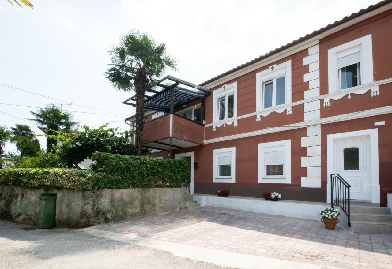 Apartment Emili Опатия Екстериор снимка