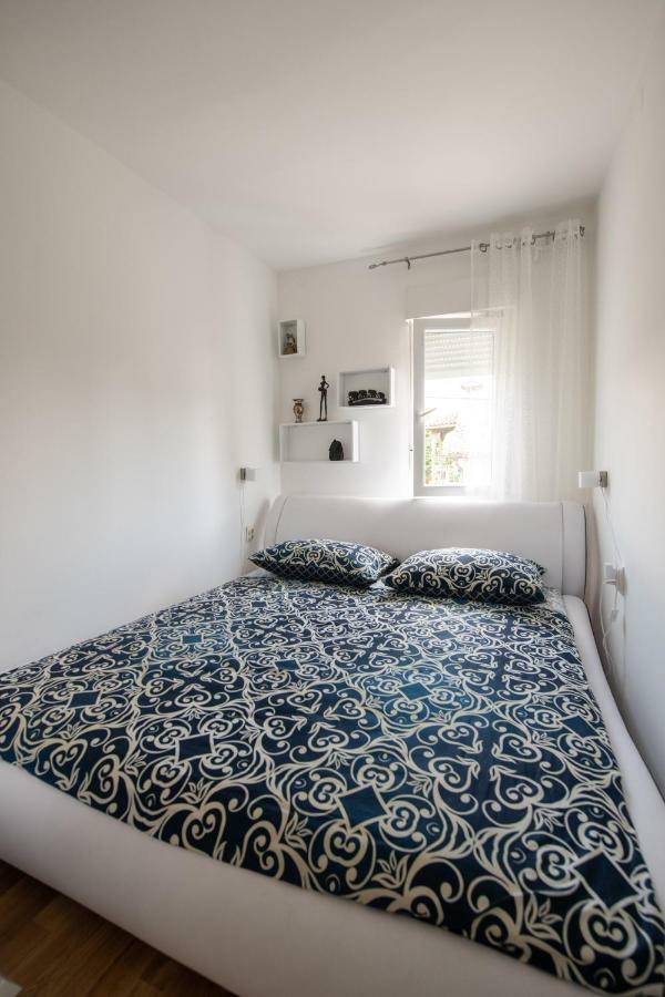Apartment Emili Опатия Екстериор снимка