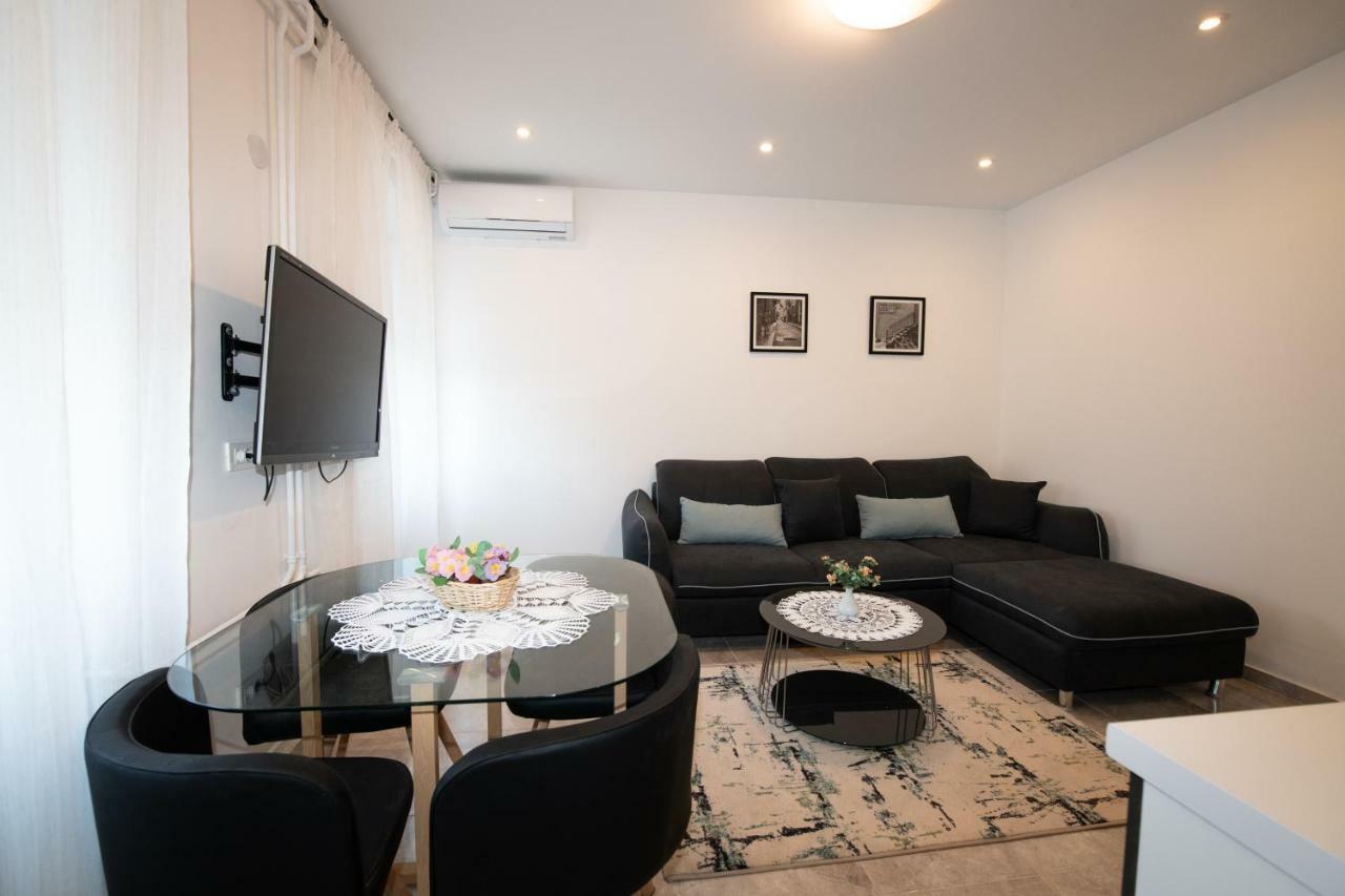 Apartment Emili Опатия Екстериор снимка